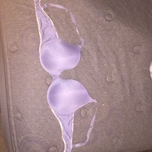Victoria secret tee-shirt bra.